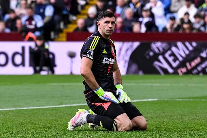 曼联提议临时租借大马丁，阿斯顿维拉好似听笑话，直呼难以置信