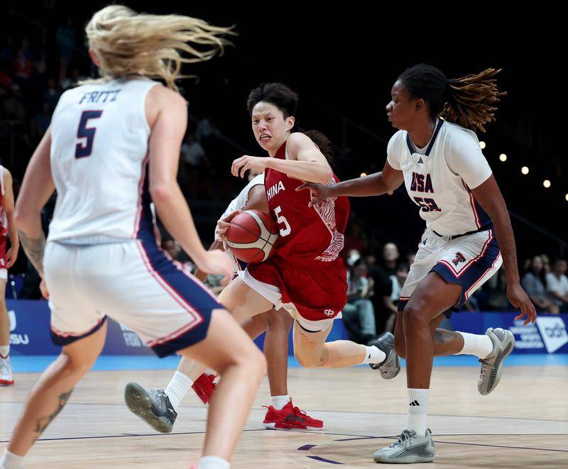 曝田媛媛与四川女篮签下4年300万合同 远超CBA状元秀