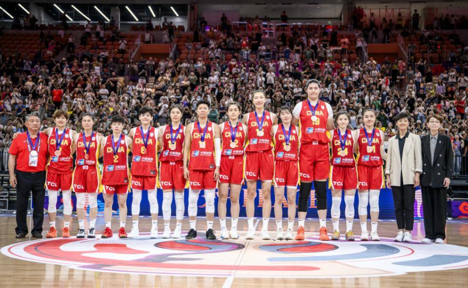 创历史！WCBA大学生新秀田媛媛工资远超CBA状元