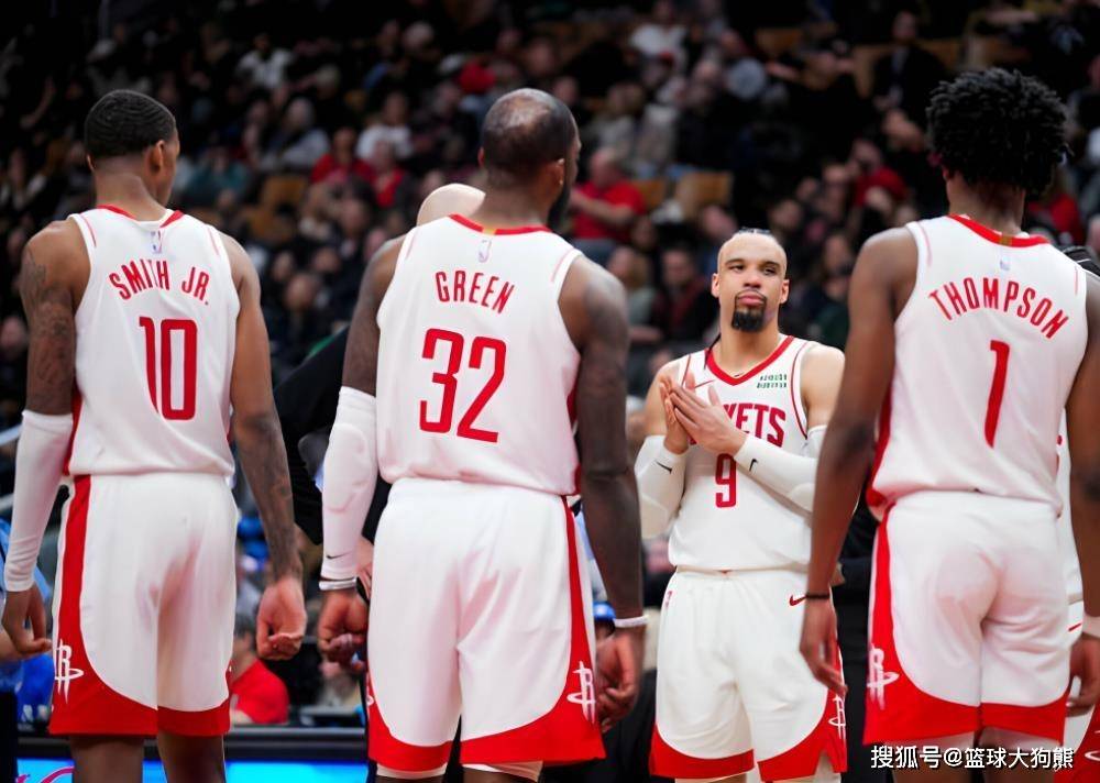 2首发+选秀权，火箭队换来西部第7巨星！斯通成功捡漏，哪弱补哪