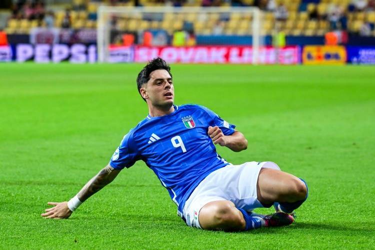 迪马济奥：那不勒斯拒绝阿贾克斯求购安布罗西诺，已经在谈判续约