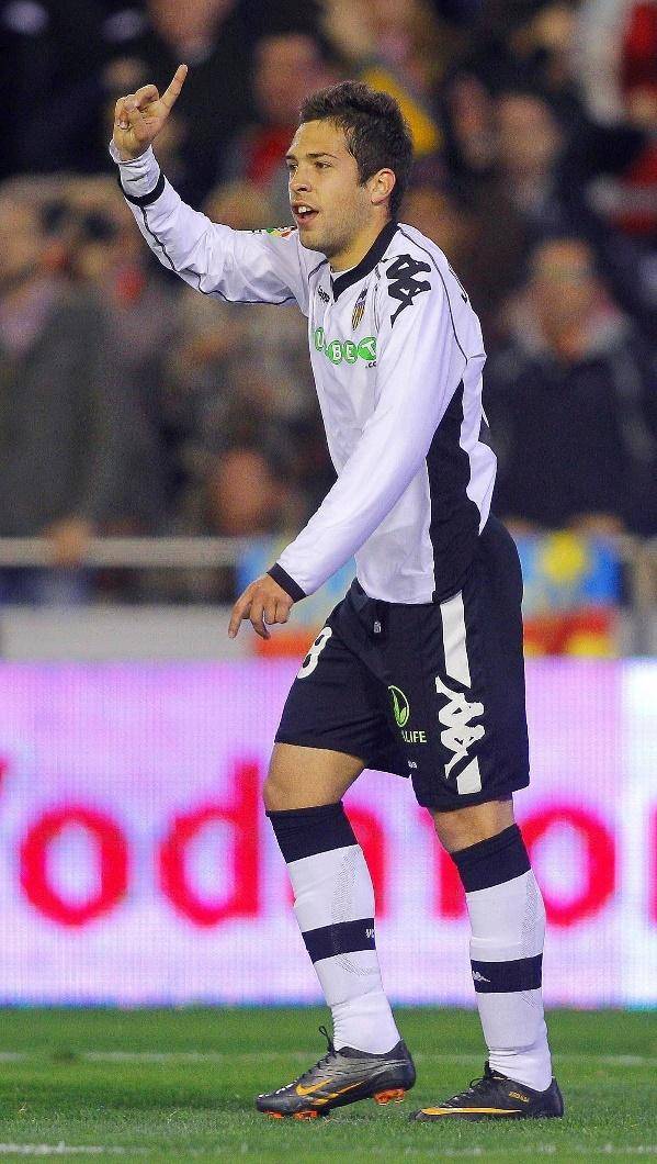 盘点曾效力于巴塞罗那和瓦伦西亚的球员