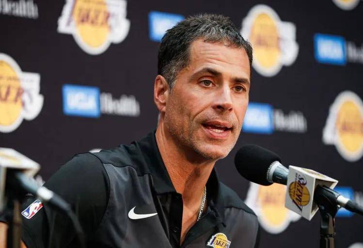 重磅!拒绝续约!詹姆斯啊...