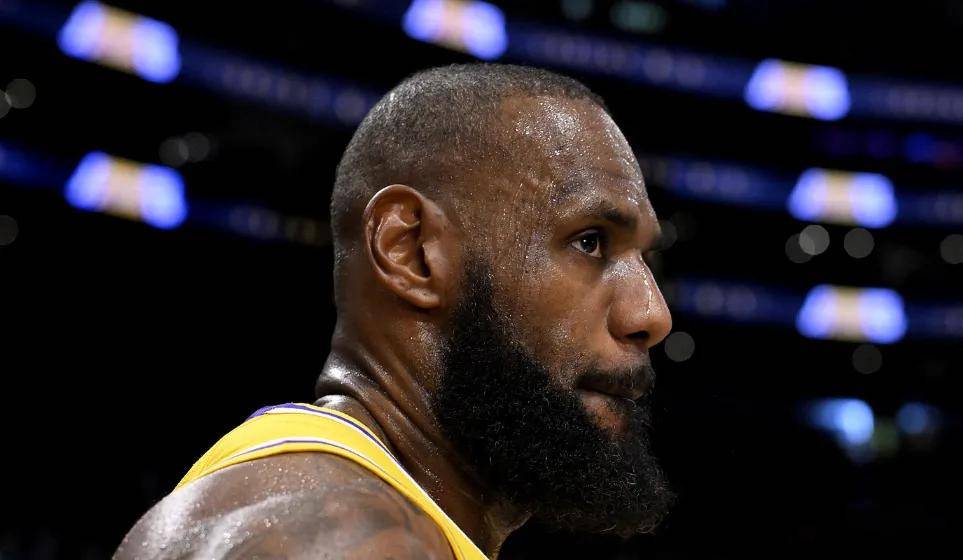 重磅!拒绝续约!詹姆斯啊...