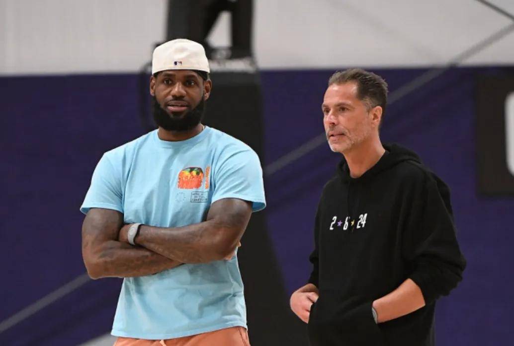 重磅!拒绝续约!詹姆斯啊...