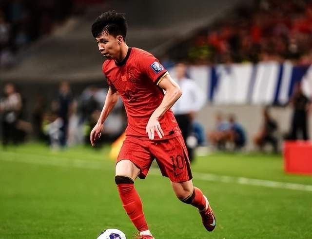 留洋德甲?法兰克福获中国企业7.4亿赞助:王钰栋被推荐加盟